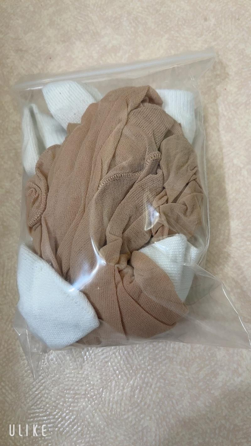 勇者求ム✴︎日帰り出張15時間着用靴下と穴あきストッキング