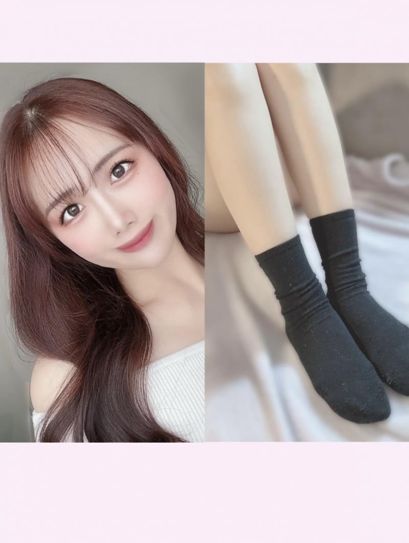 【激臭履きたて】みゆの汗と足カスと熱気たっぷり靴下♡