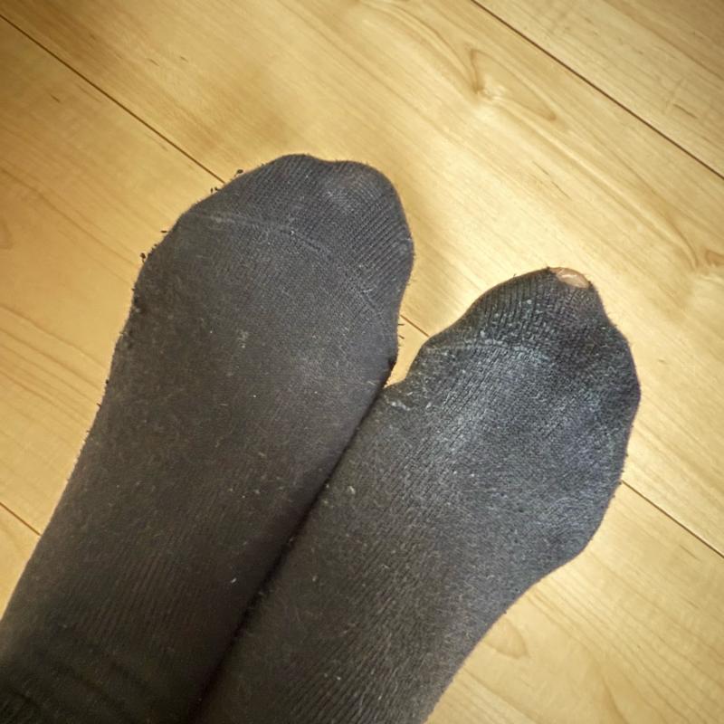 【脱ぎたて♡】穴あきくさくさソックス