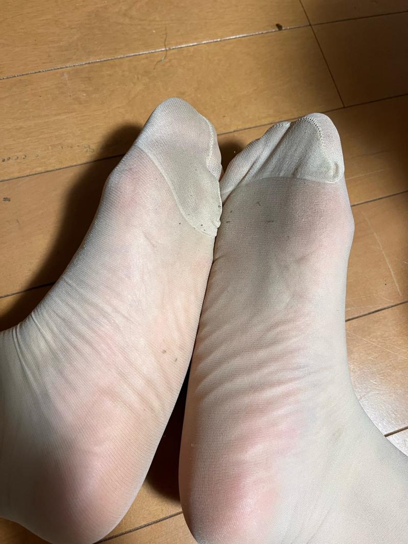 残業びっしょりストッキング