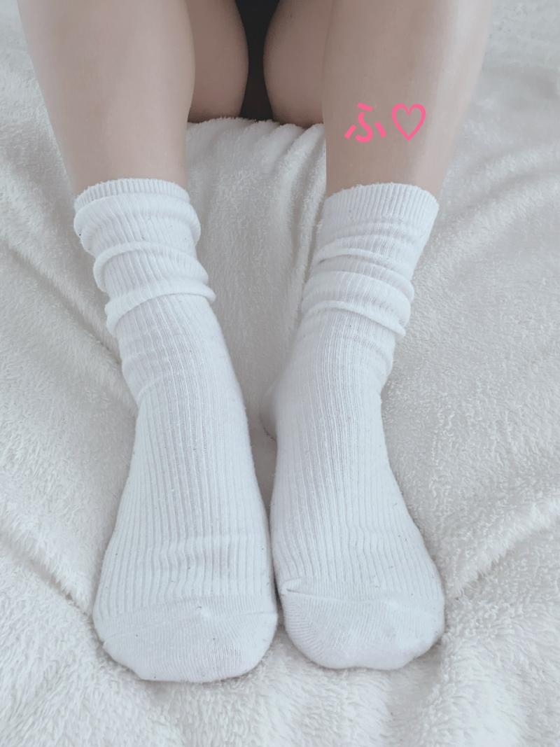 ●たっぷり1日着用●蒸れ蒸れムンムンな白のソックス●