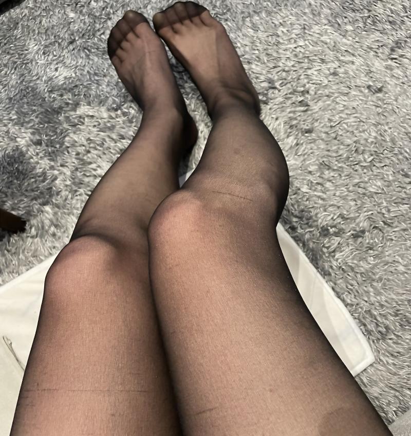 黒パンストどうぞ
