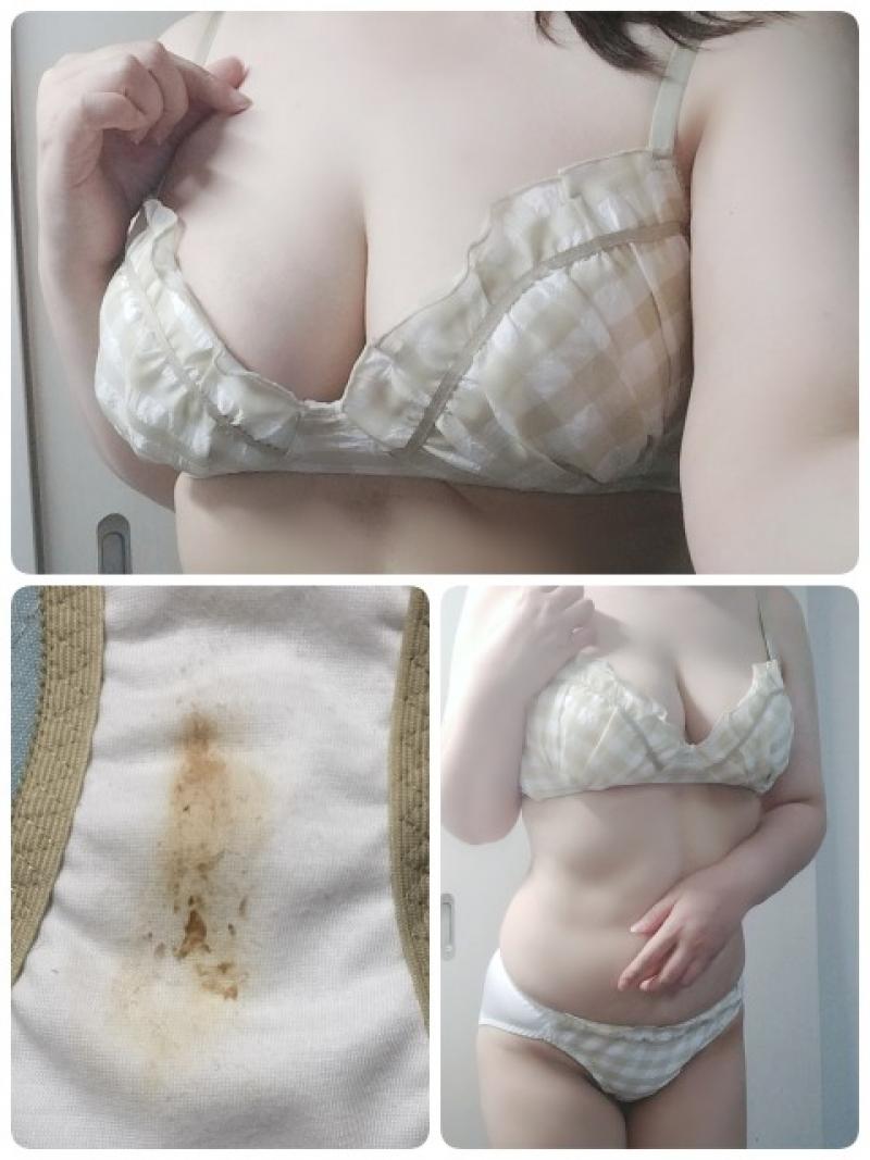 最終価格☆濃厚わきが臭くさくさブラ＆ほんのりすそが臭の蒸れおま〇こパンティ