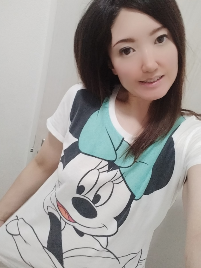 3日着用でワキガ臭ムンムン❤可愛いミニーちゃんTシャツ❤︎汗ワキパット付き