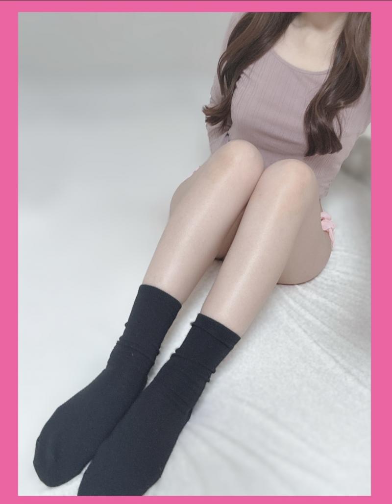 【大特価】みゆの汗と足カスと熱気たっぷり靴下♡