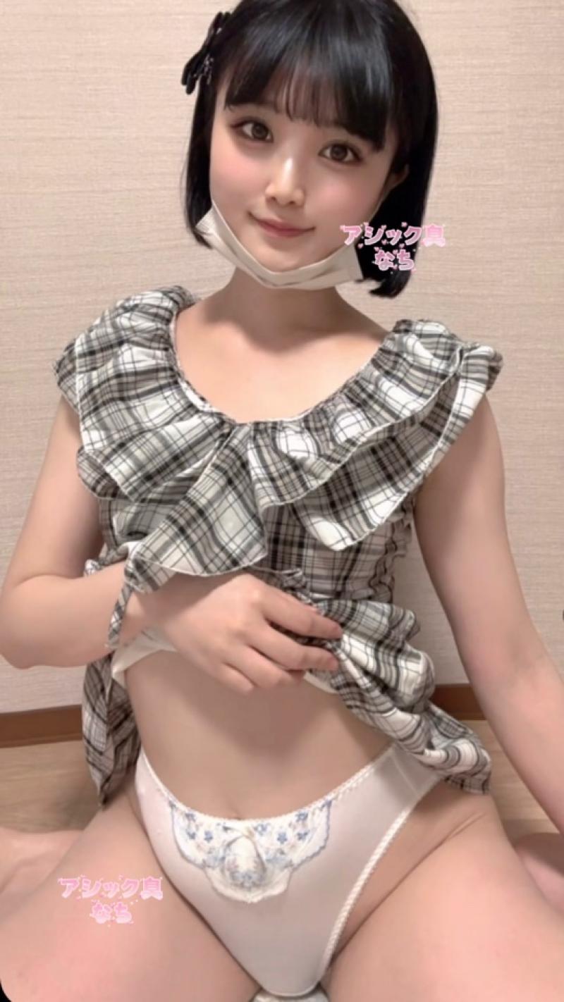 ２日着用&おしっこ拭かない激臭パンツ