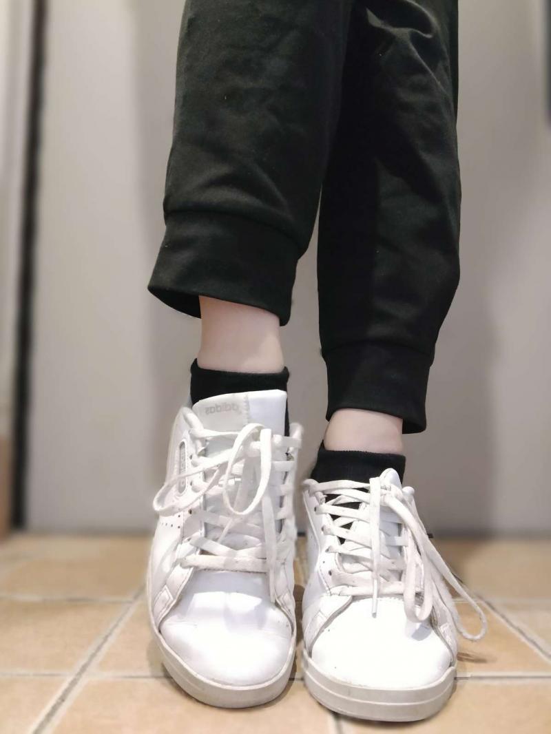 4年間愛用☆adidas白スニーカー