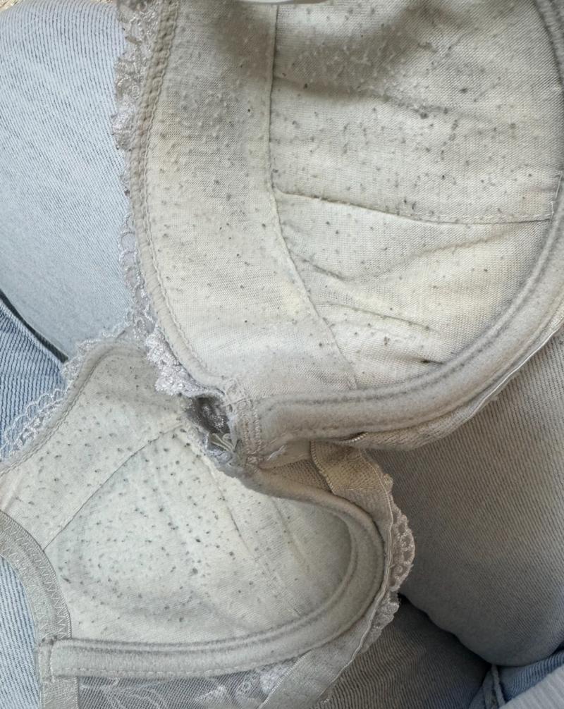 毛玉蓄積汚れやばすぎる、下着セット