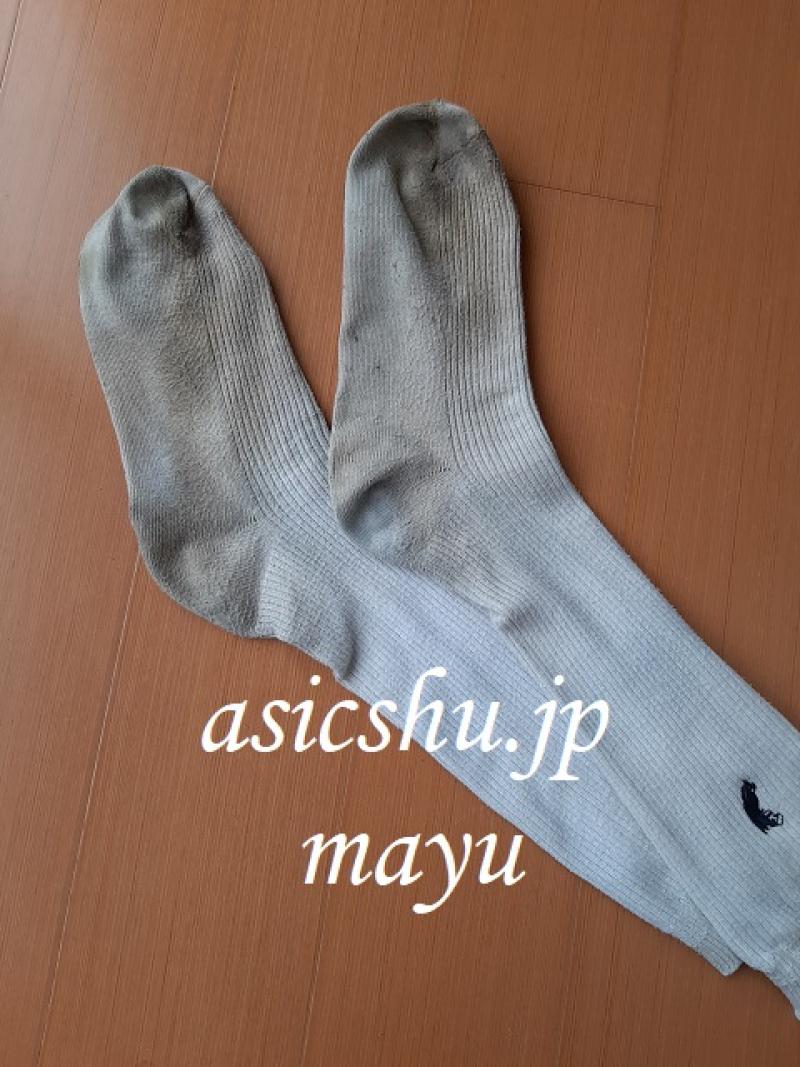 1週間汗だくでツーンと刺激臭のハイソックス