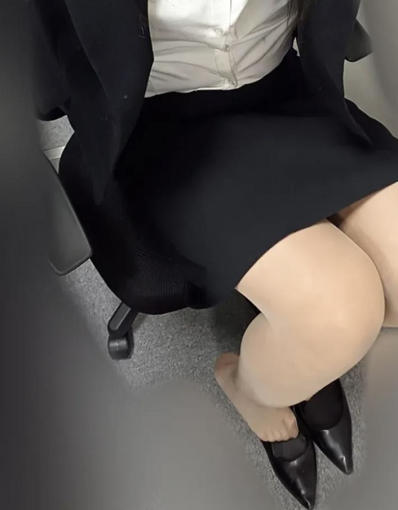 限界OLの激臭パンスト♡