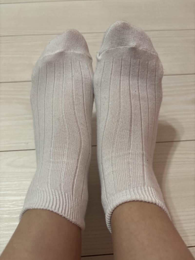 最近お散歩で着用している靴下♪