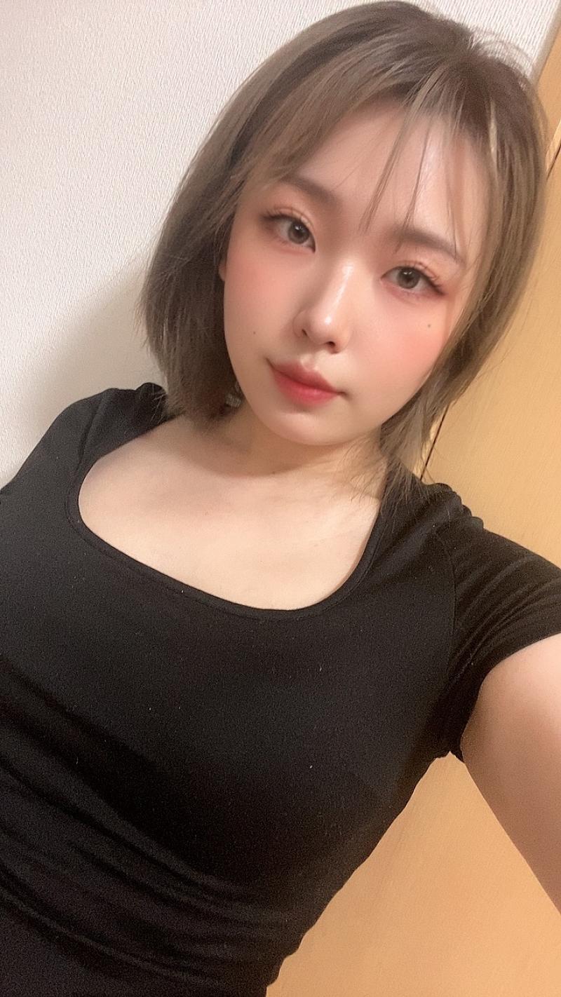ぴちぴちのワキガ臭シャツインナー♡