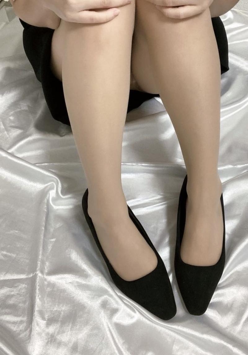 お仕事で3年履いてる黒パンプス♡