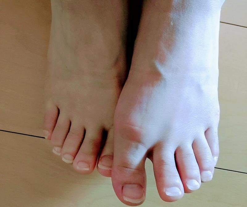足、手の爪になります(｡♡‿♡｡)