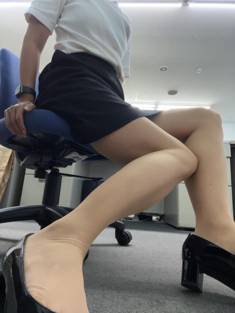 お久しぶりのストッキング♡andお股のオマケ付