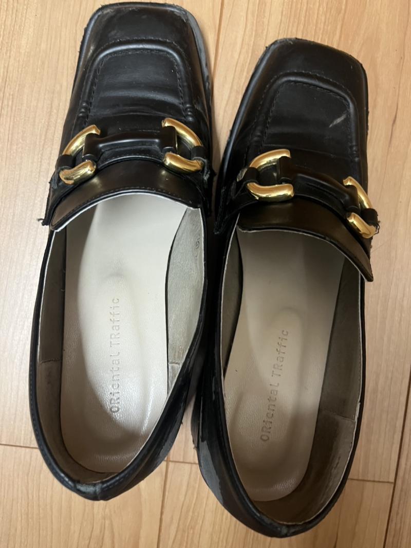 バイトの時にいつも履いてるローファー❤︎