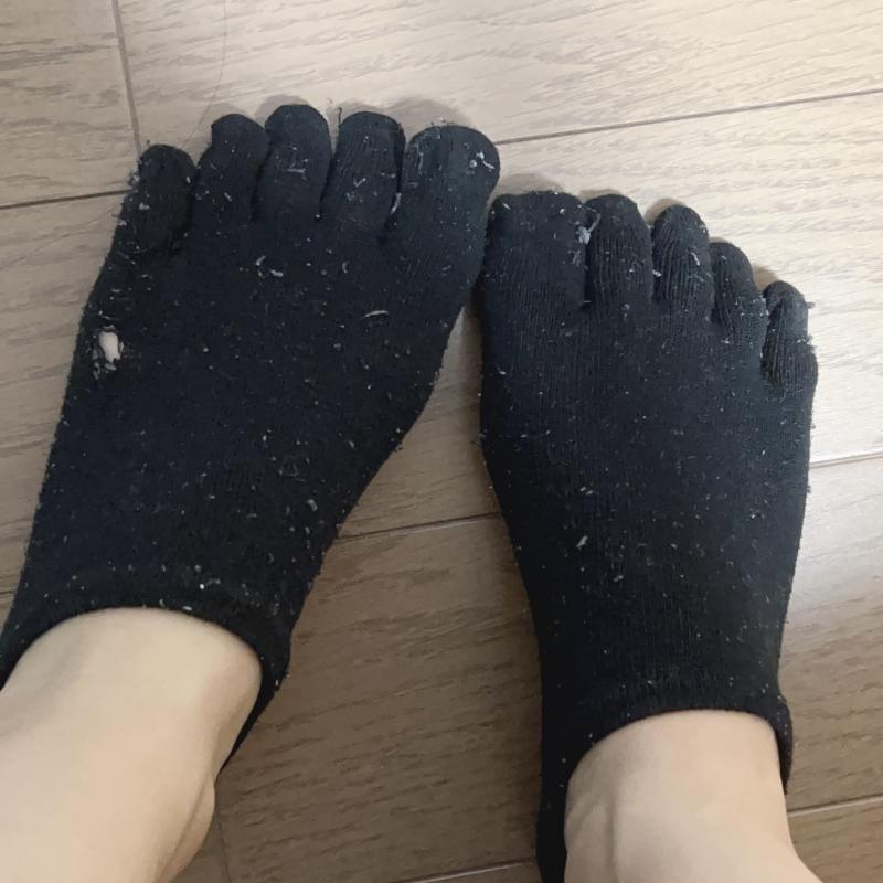 おうちに一足だけある5本指ソックス❤︎