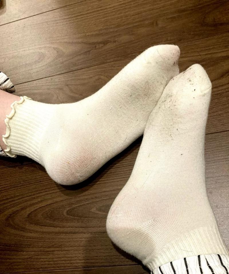 1日長靴でムレッムレ！納豆臭注意な2日履き白ソックス❤︎