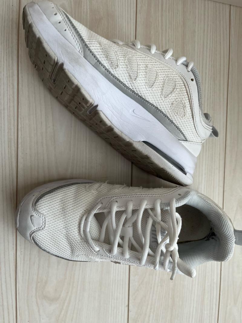 約2年頻繁に履いてる愛着あるNIKEエアマックスさん