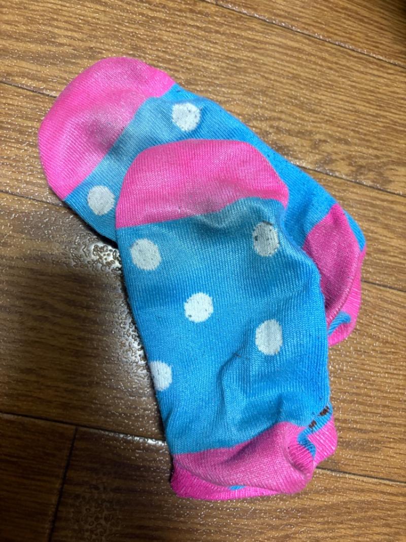 工場女子の安全靴で履く3日靴下