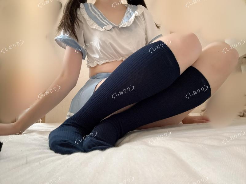 学生風紺ハイソックス(ᐡᴗ ̫ ᴗᐡ)♡♡