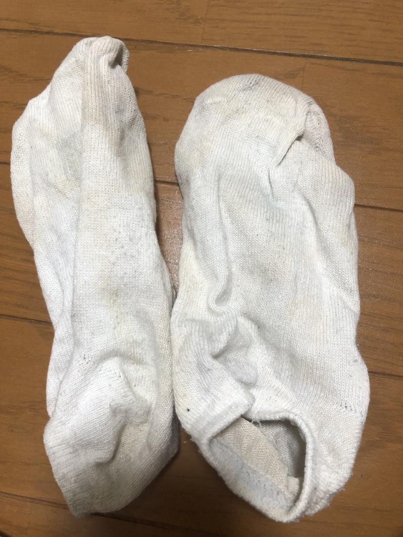 本当にやばい！着用済み！脳に突き抜けるニオイのスニーカーソックス