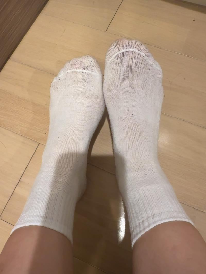 女子大生 1日着用 酸っぱい匂いの靴下 毛玉付