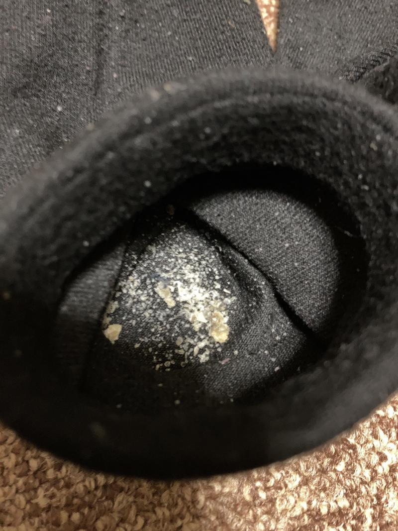 風呂無し! 1週間以上連チャンで履きまくった足垢カスたっぷりのクッサクッサの靴下
