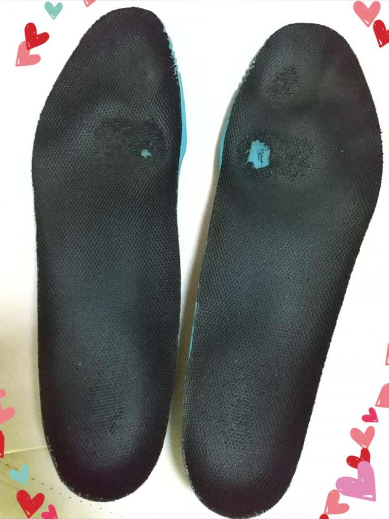 使い古しインソール★YONEXテニスシューズの中敷きです♪