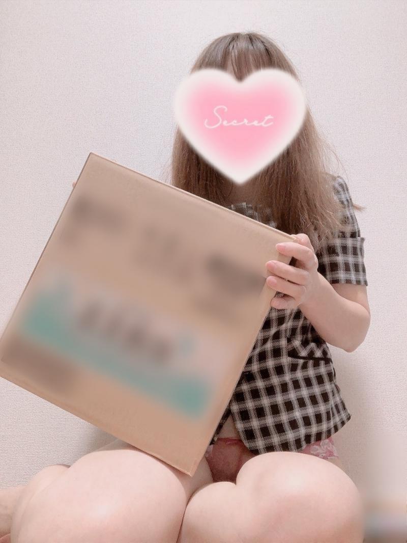 加奈がお兄さんのお家にお引越し♡同棲福袋♡段ボールパンッパン♡
