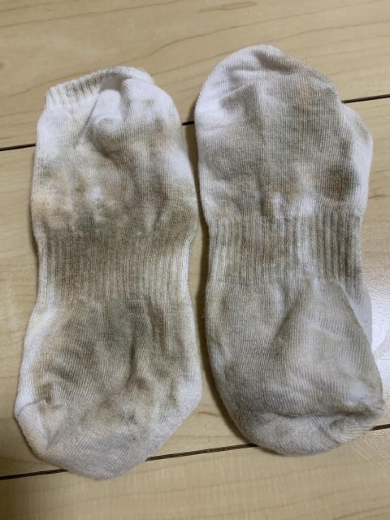 【1ヶ月履き✩】学生時代から使っている激ヤバクサクサ靴下