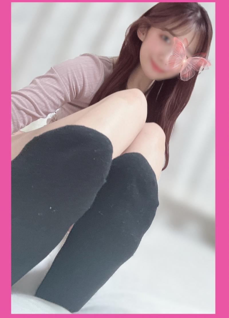 セール！バイトで履き潰して湿ったくっさくさ毛玉靴下♡