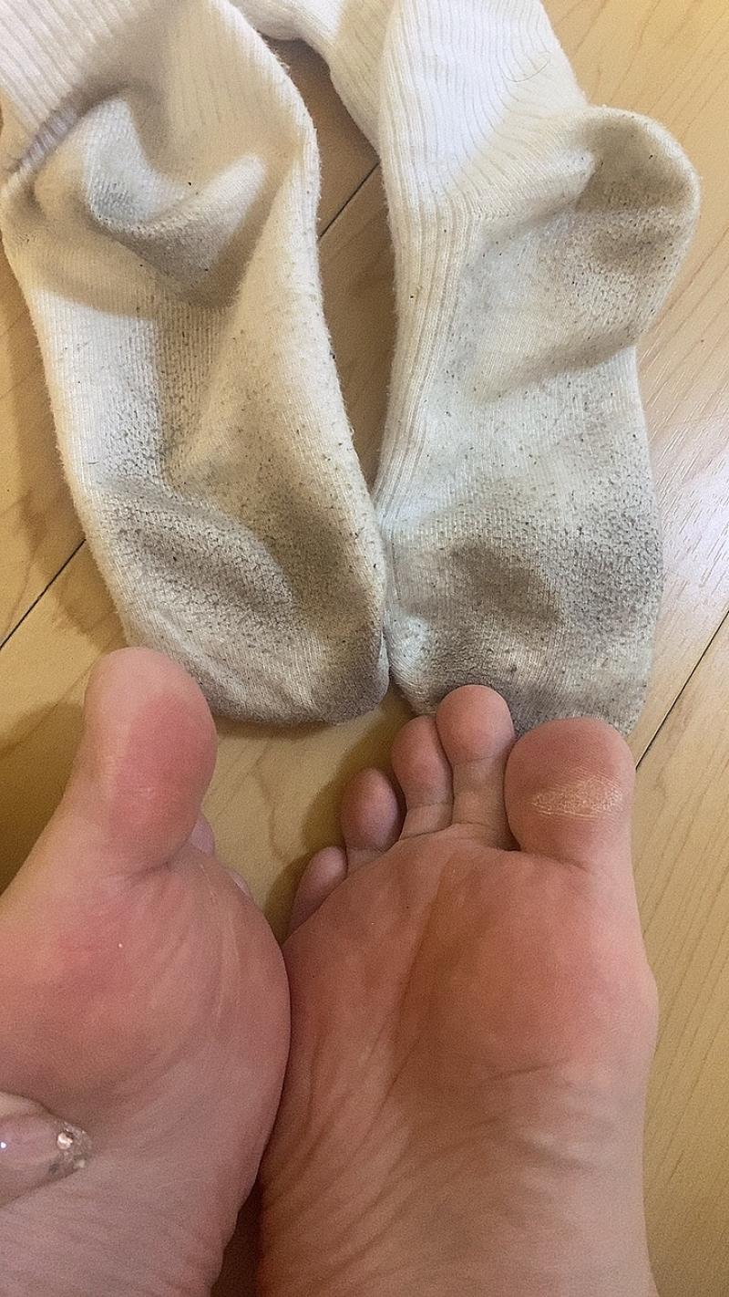 激臭⚡️激汚れ限界突破白ソックス