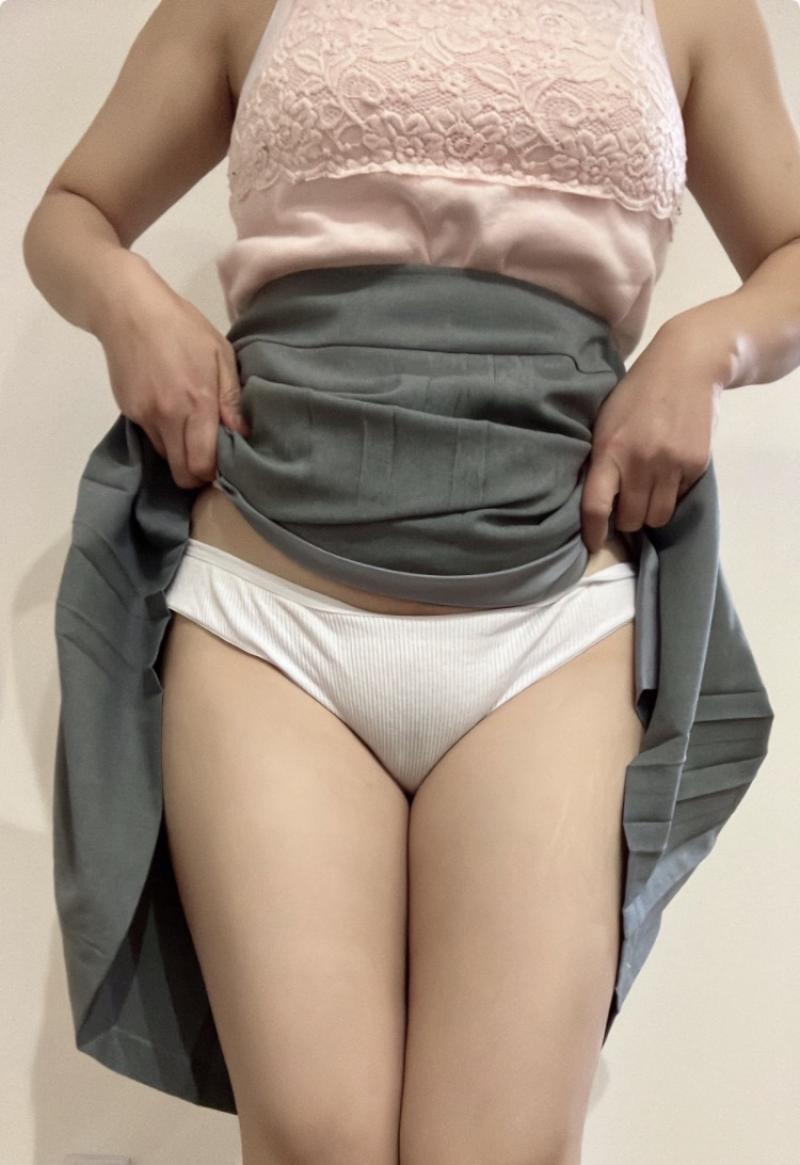 バスガイドの2日着用綿パンツ