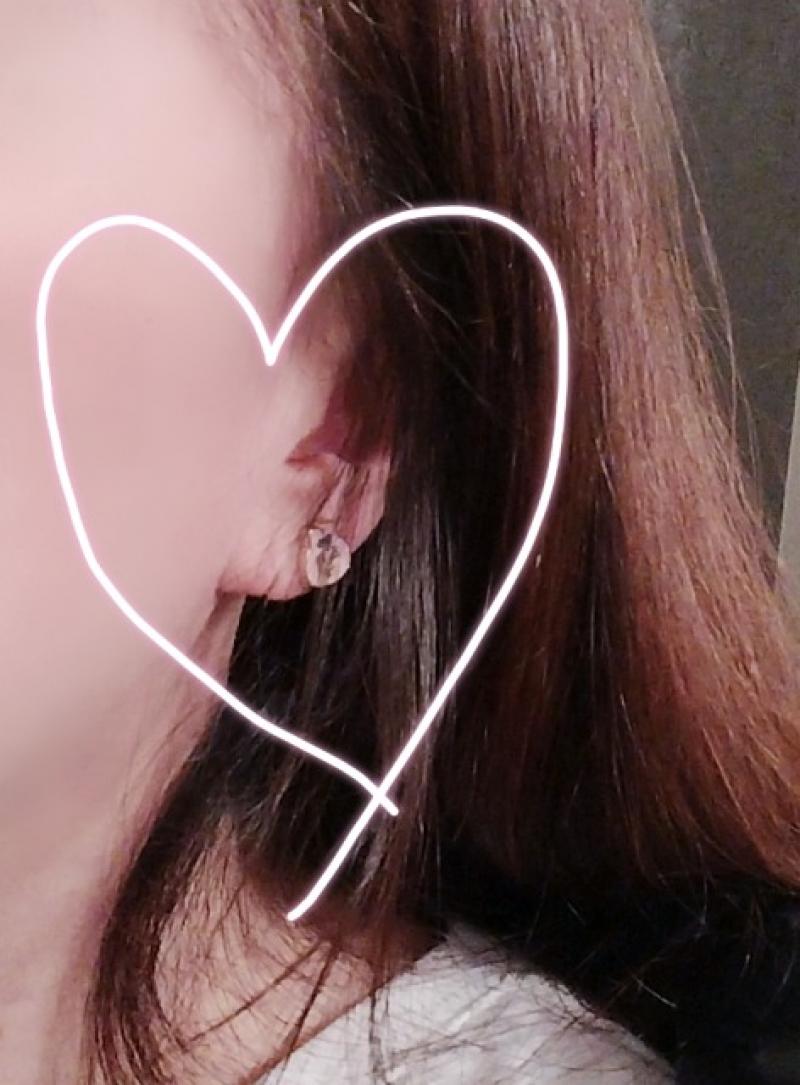 超激安送料込み最終価格♡長らく愛用してたおぱんちゅピアスとミッキーシリコンピアス＆ヘアゴム