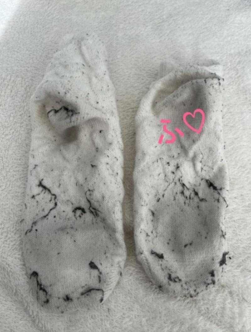 ●最終お値下げ!!●たっぷり1ヶ月以上着用●お部屋で着用して汚くて臭い白ソックス●