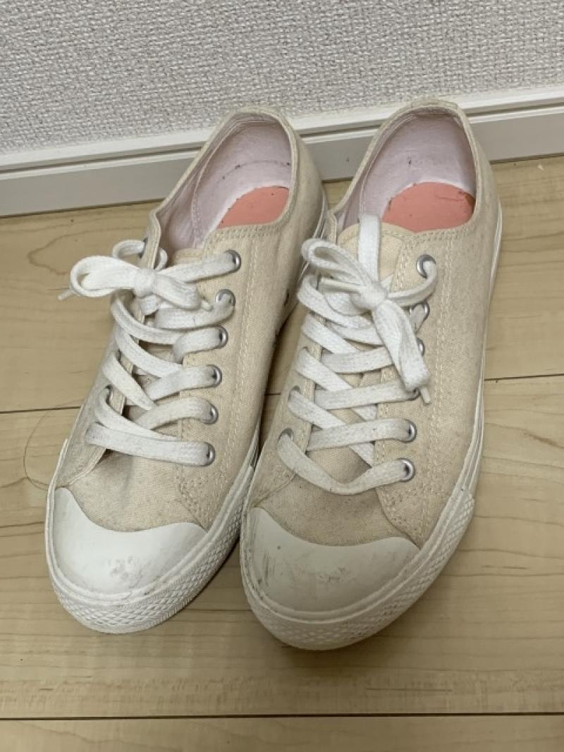 【悶絶注意※】購入してから一度も洗ってない激臭蒸れ蒸れスニーカー☆