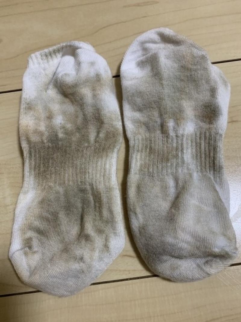 【1ヶ月履き✩】学生時代から使っている激ヤバクサクサ靴下