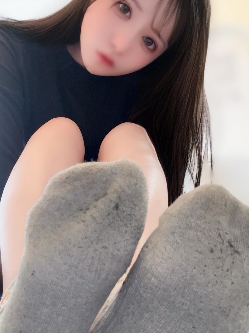 【特別写メプレゼント□⋆*】5日着用っ♡かなりクサクサすぎるグレーの靴下□