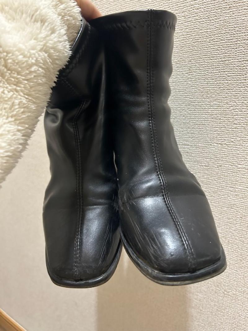 履きすぎてもう履けないブーツ