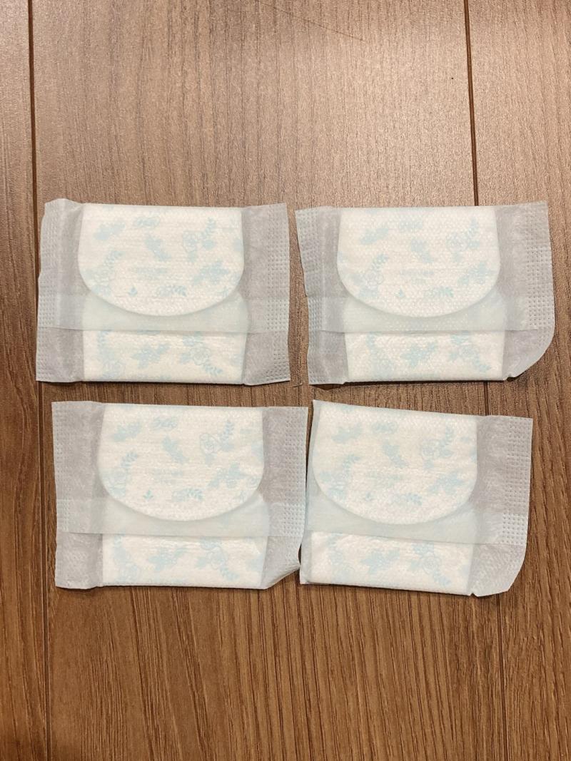 強烈スソガ臭!汚いよごれ付きおりものシート4枚セット❤︎