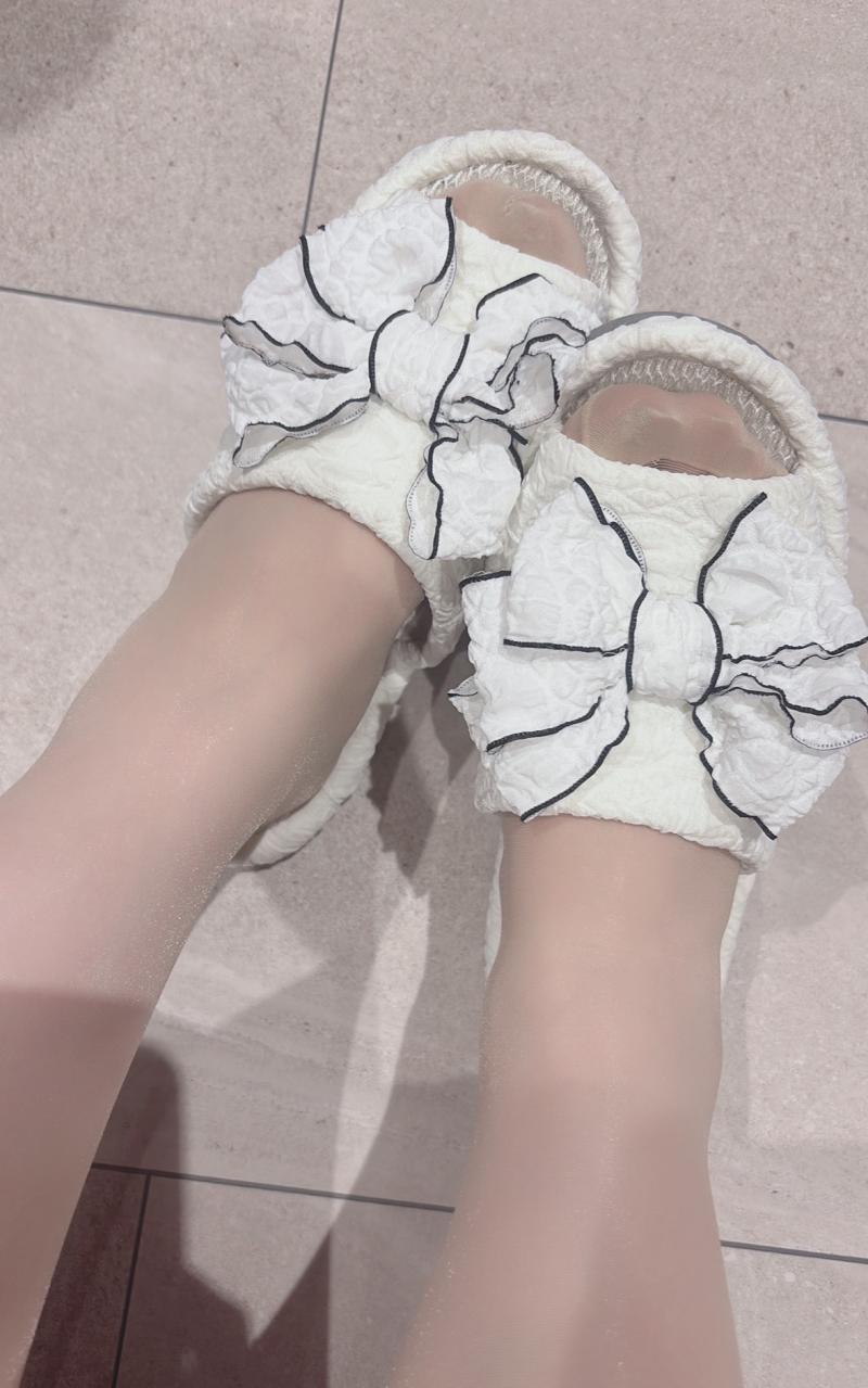 仕事中着用♡汗しみしみ、くさくさスリッパ♡