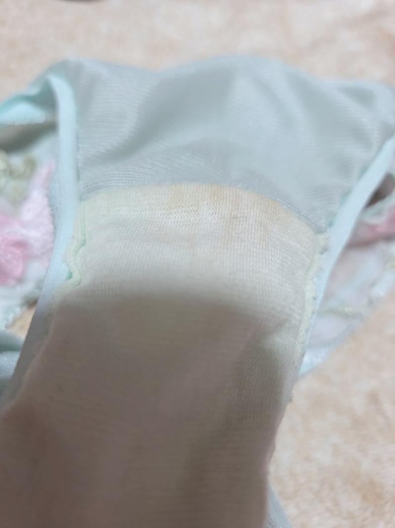 ★エリカ★驚異の1週間連続履き♪激クサスソガのパンティ