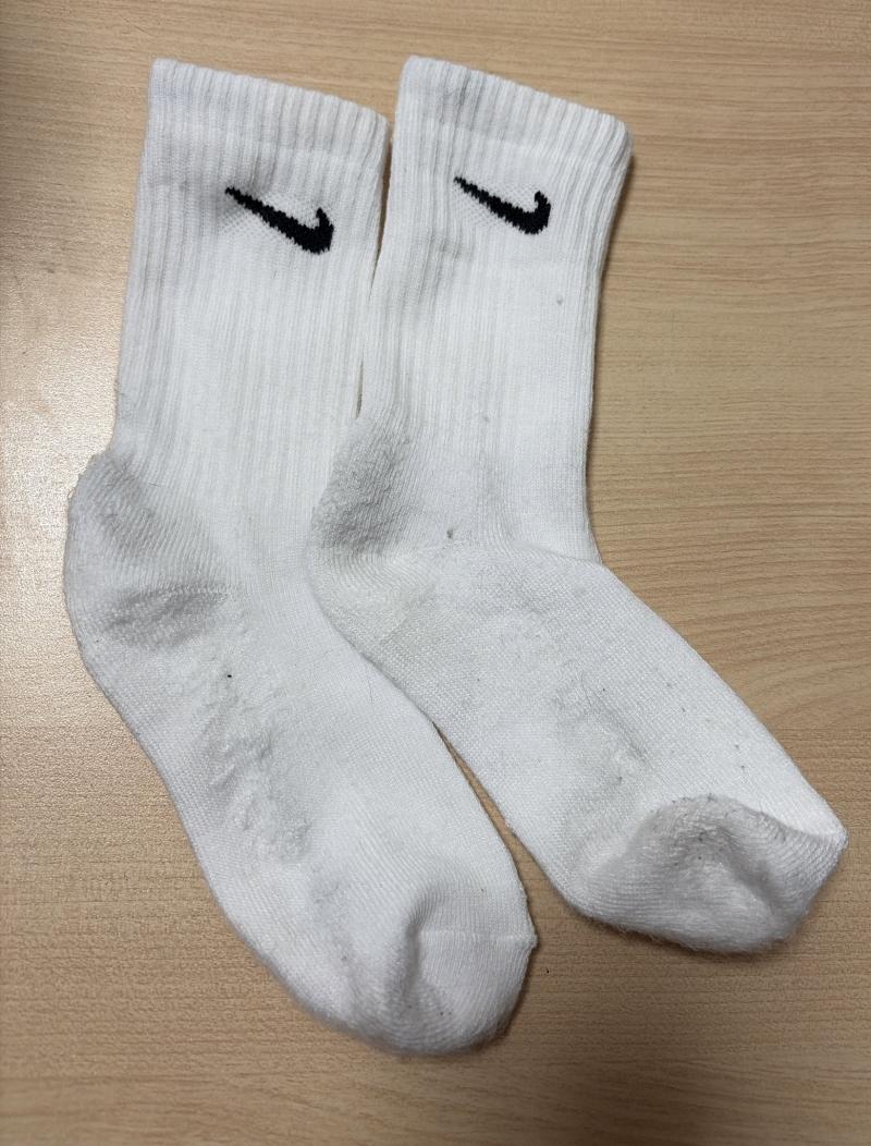 毛羽立ちあり！NIKE白靴下♡
