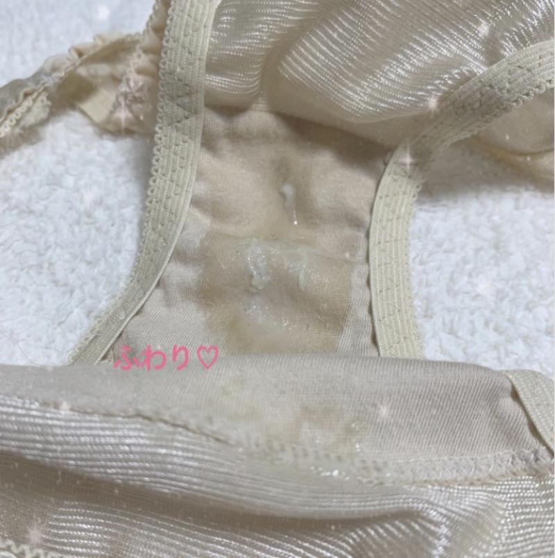 ●即日発送●たっぷり2日着用●ぐっちょりクッサイお汚れパンティ●