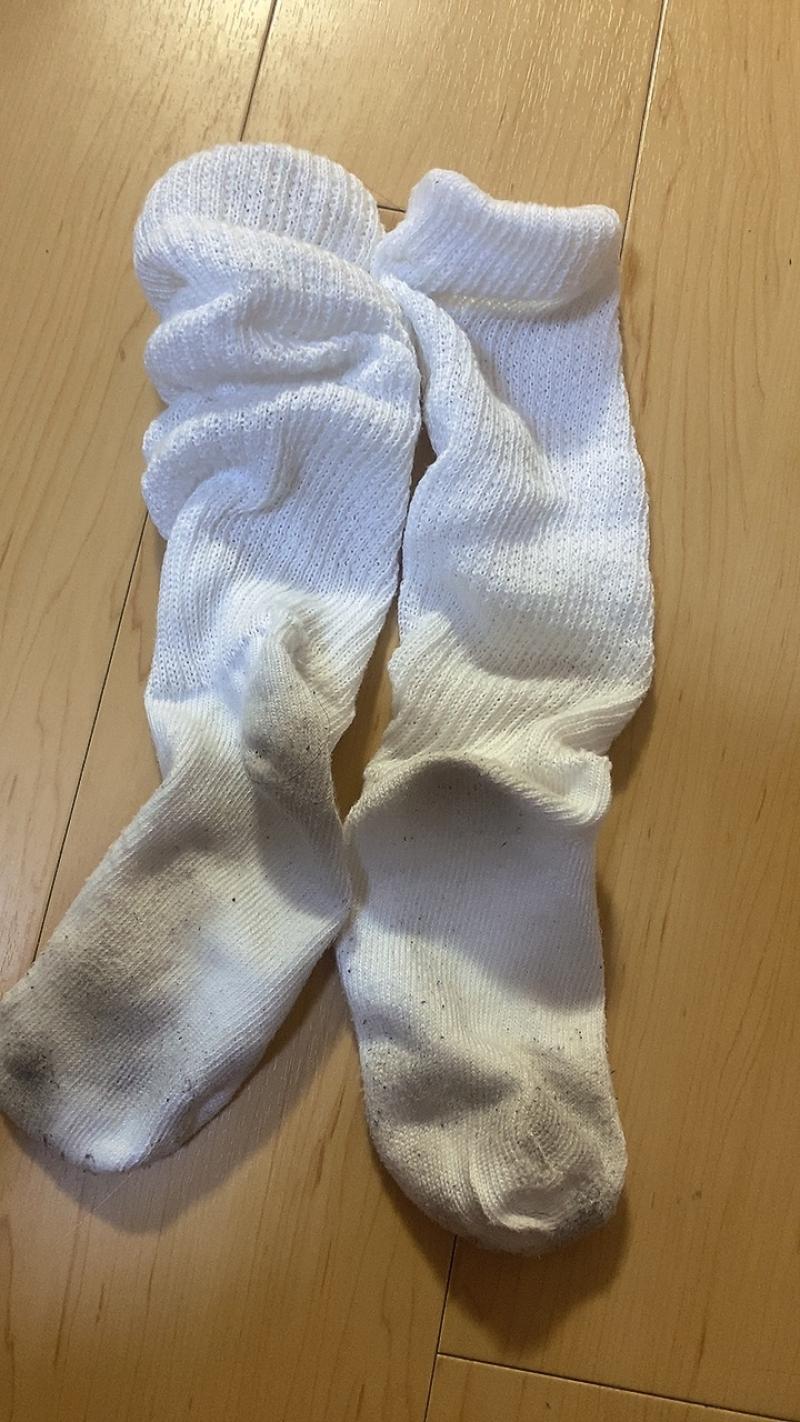 悶絶級に臭いルーズソックス！1週間履き！！