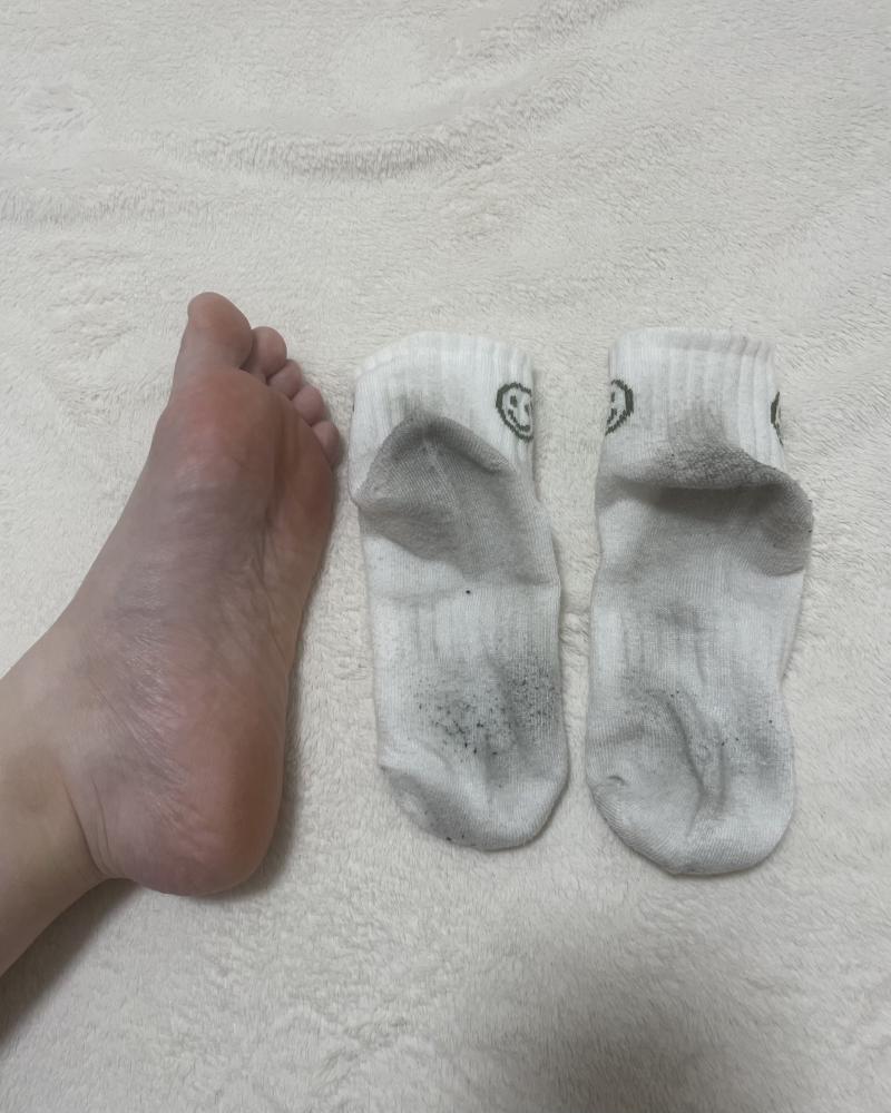 クセになる納豆臭♡あやかのソックス♡