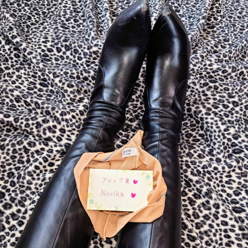 愛用品♡アツギのストッキング♡シアーベージュ♡ロングブーツで着用♡