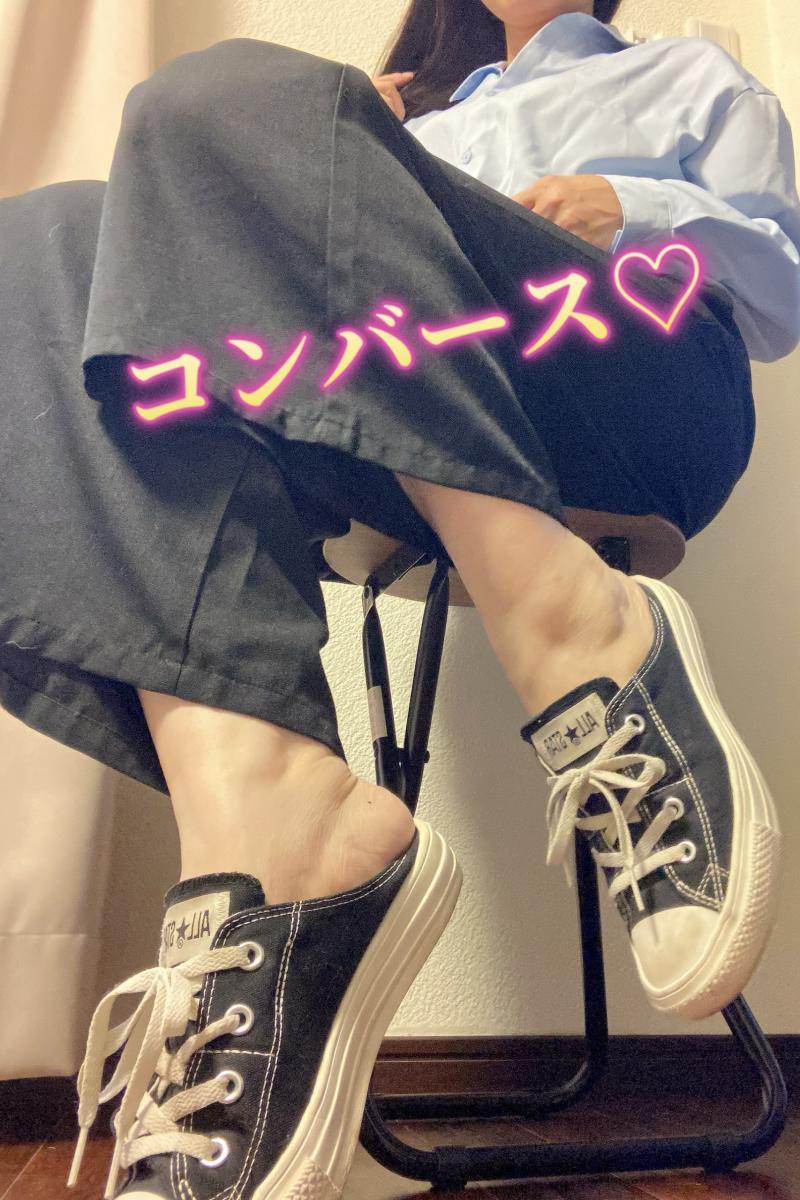 夏場に素足で履いちゃう⭐️３年間愛用してるコンバースシューズ