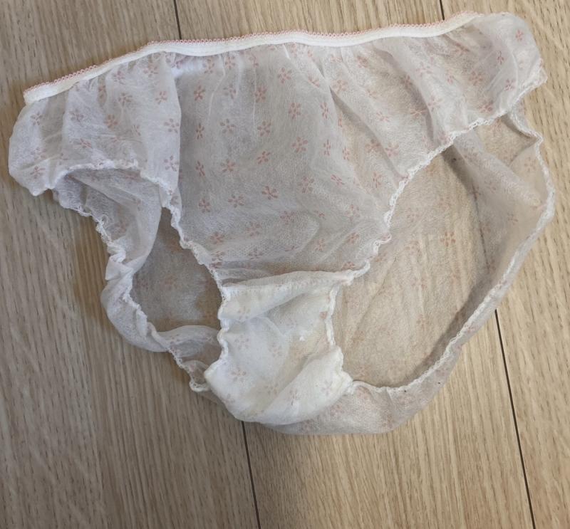 お仕事で2日間連続着用したぱんつ♡